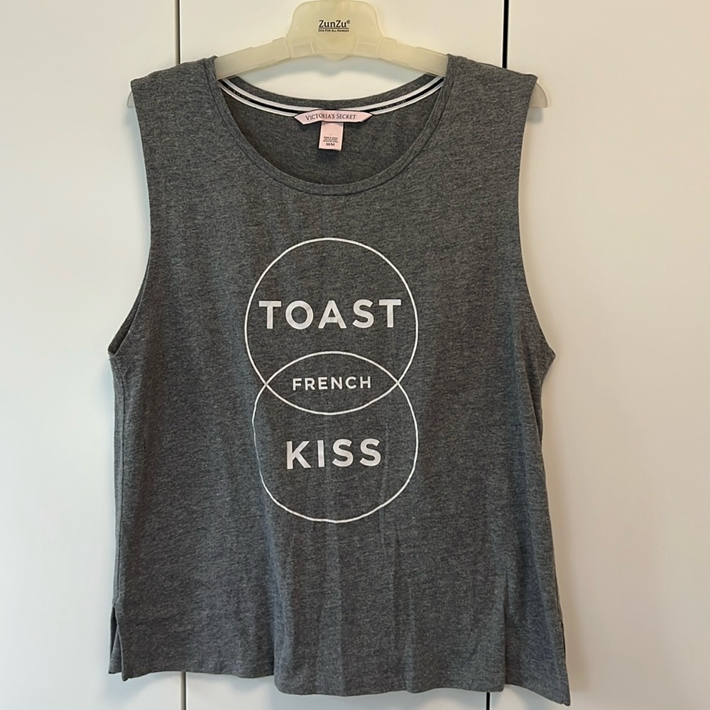 Victoria’s Secret Gray Tank Top Size Medium